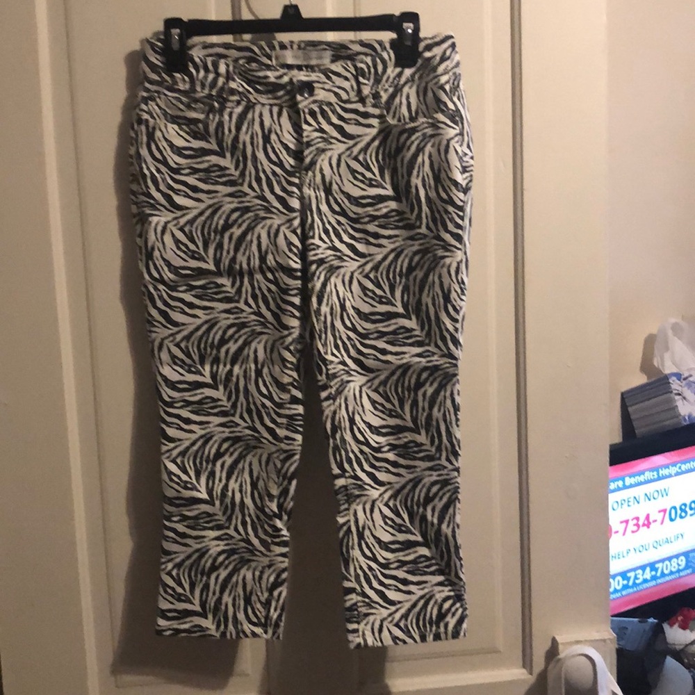 Cato cropped zebra 🦓 print jeans 👖 adorable!!